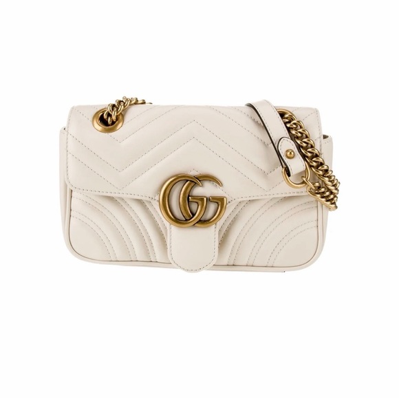 Gucci Handbags - Gucci White Chevron Shoulder Bag with Gold Chain